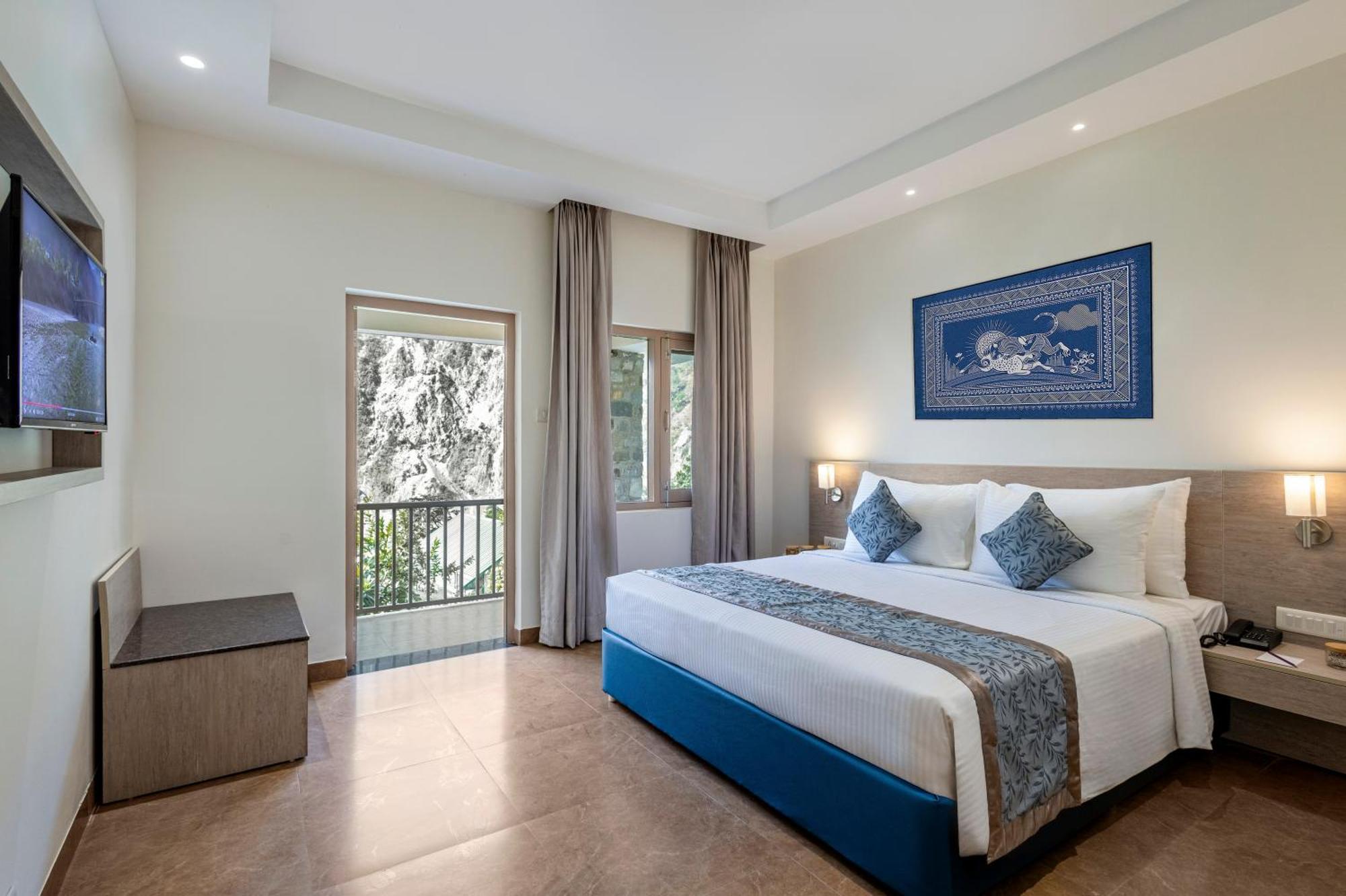 Sterling Corbett Hotel Garjia Ngoại thất bức ảnh