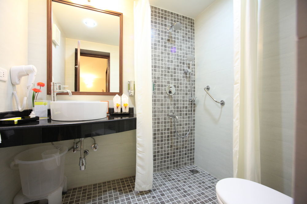 Sterling Corbett Hotel Garjia Ngoại thất bức ảnh