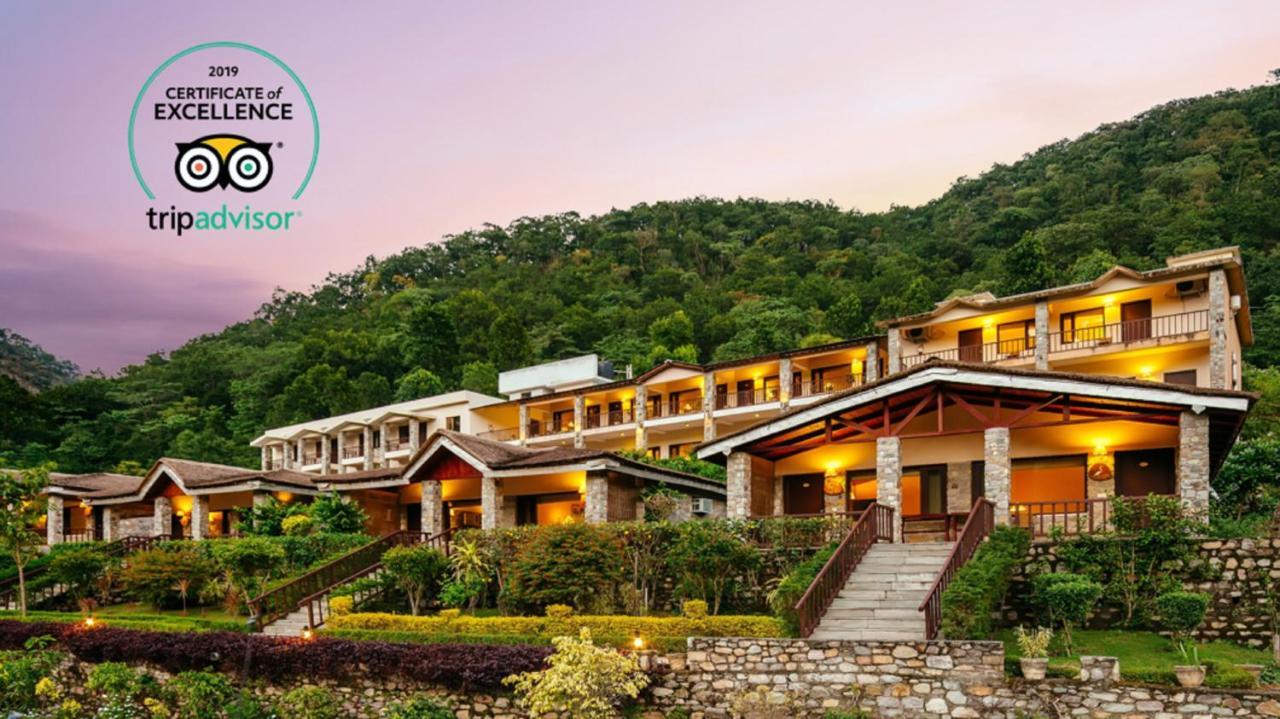 Sterling Corbett Hotel Garjia Ngoại thất bức ảnh